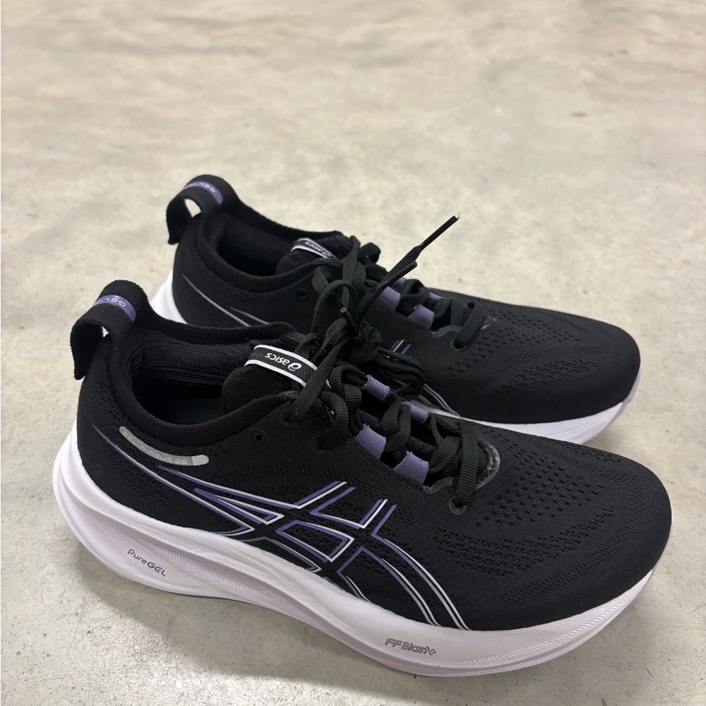 ASICS Nimbus